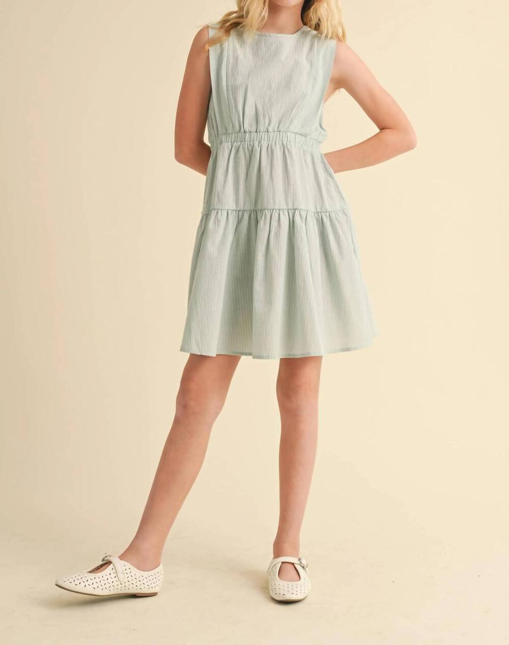 NEW HEART AND ARROW girls two tier knee length dress in green